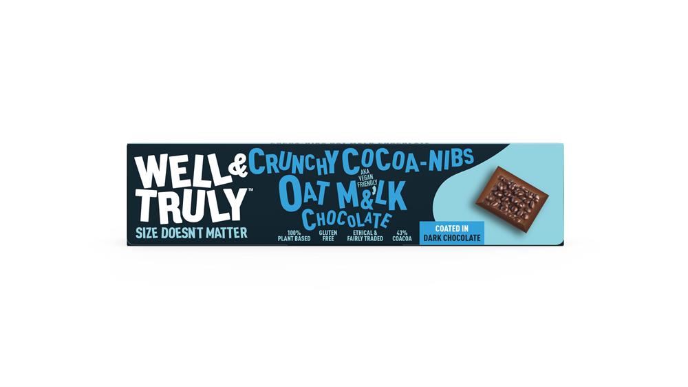 Well and Truly_Oat M&lk Chocolate Cocoa Nibs 30g-pack of 20
